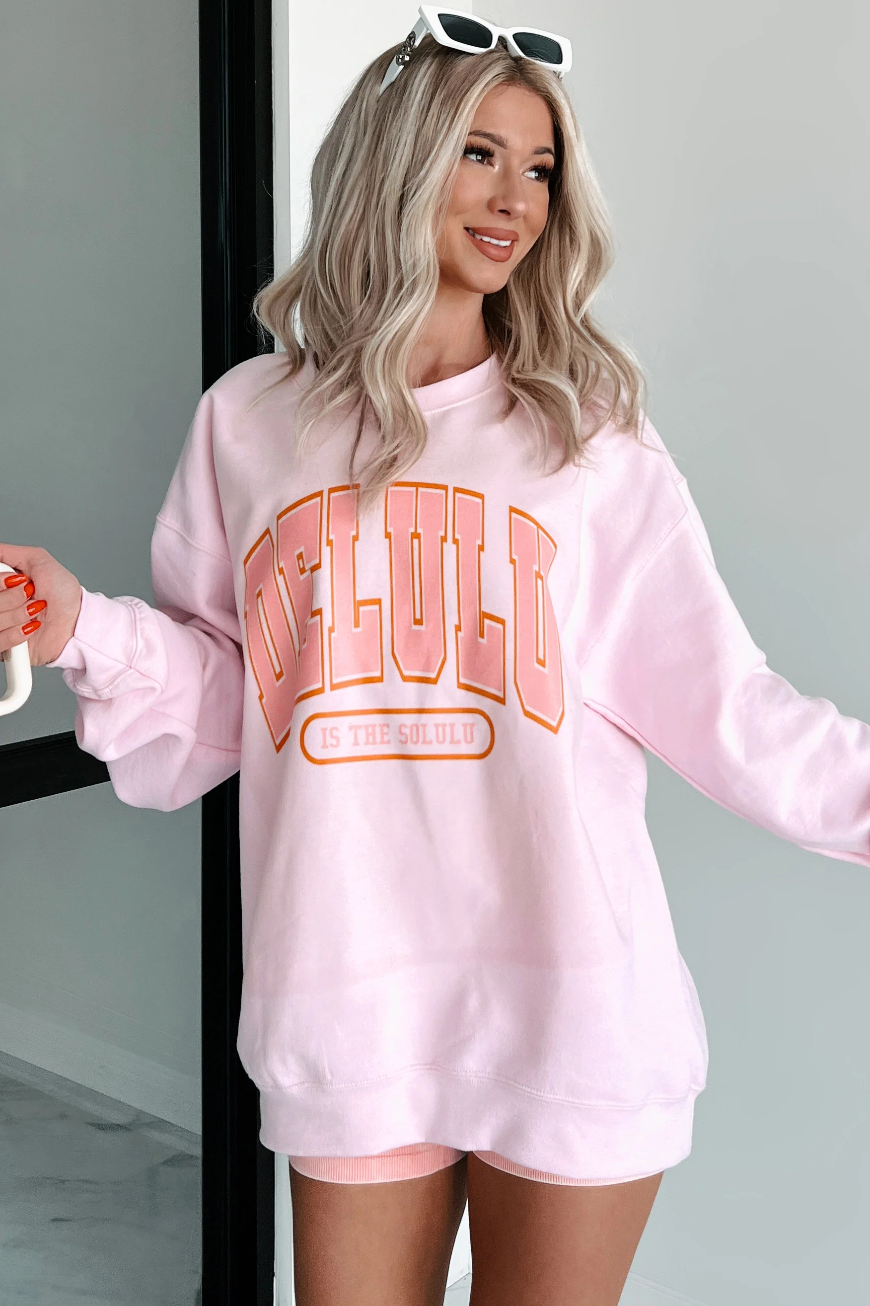 "Delulu Is The Solulu" Graphic Sweatshirt (Light Pink) - Image 7