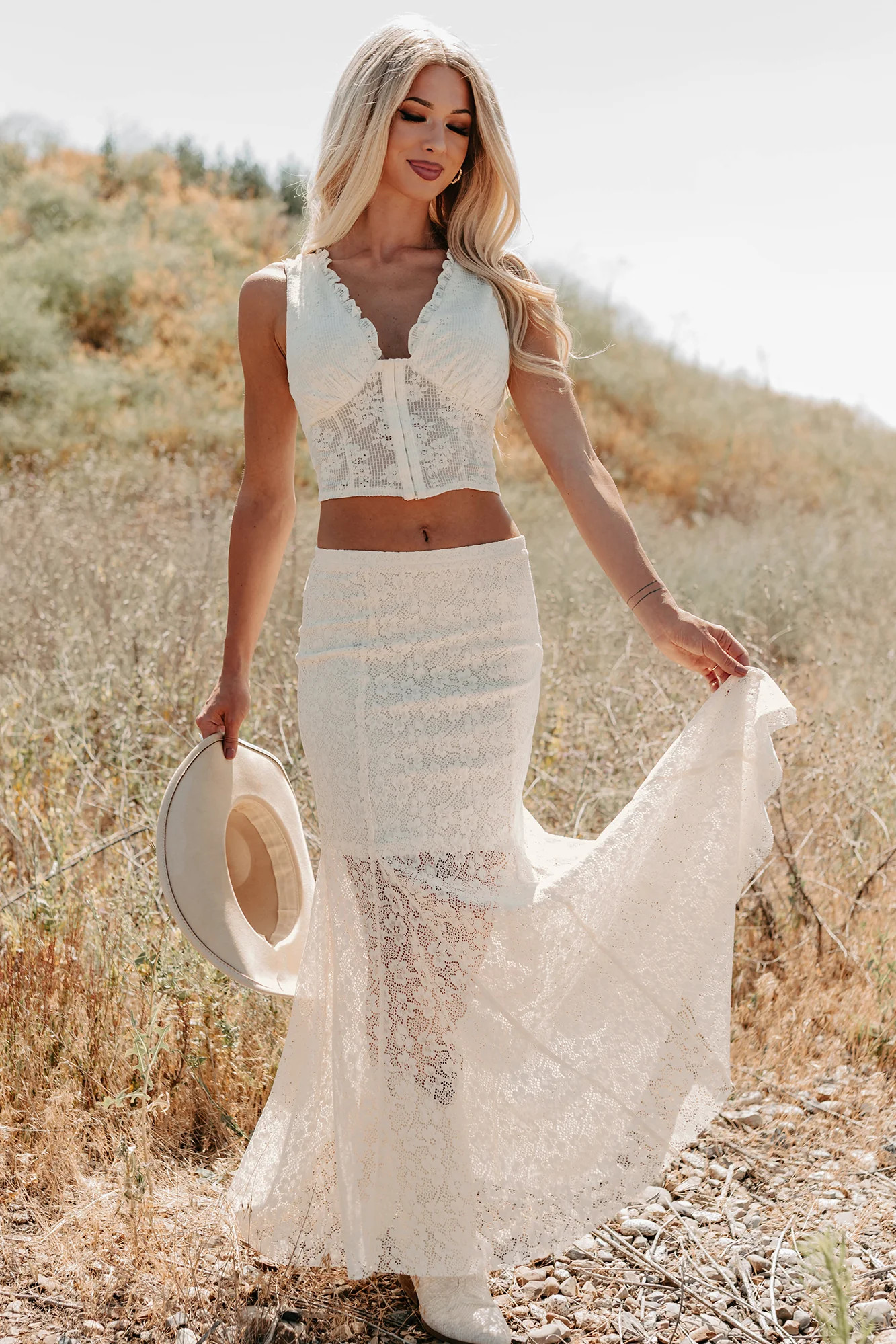 Dream In Gold Sleeveless Floral Lace Top (Cream) - Image 12