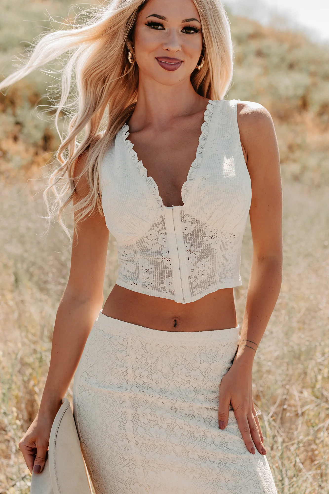 Dream In Gold Sleeveless Floral Lace Top (Cream) - Image 4