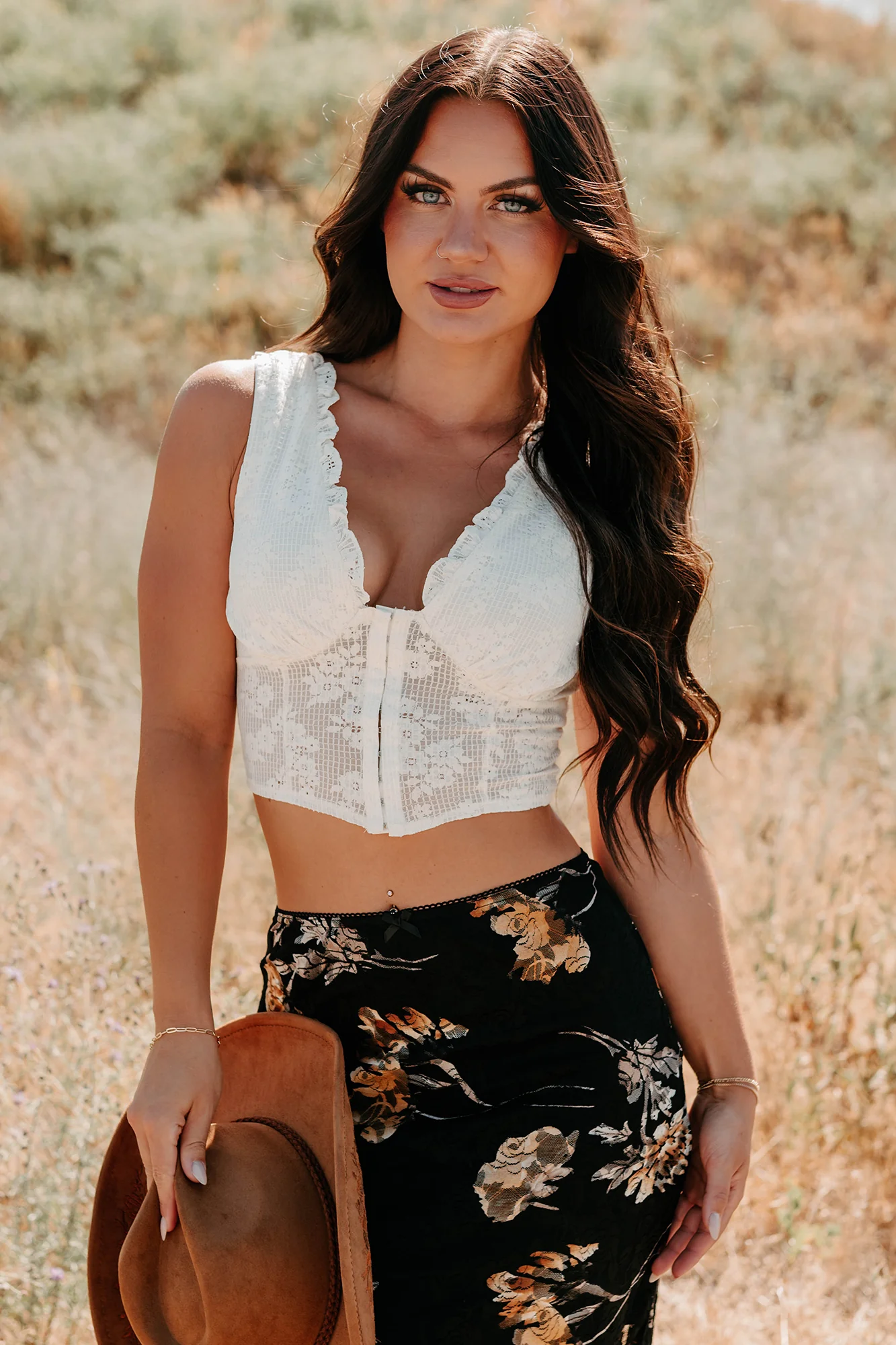 Dream In Gold Sleeveless Floral Lace Top (Cream) - Image 6