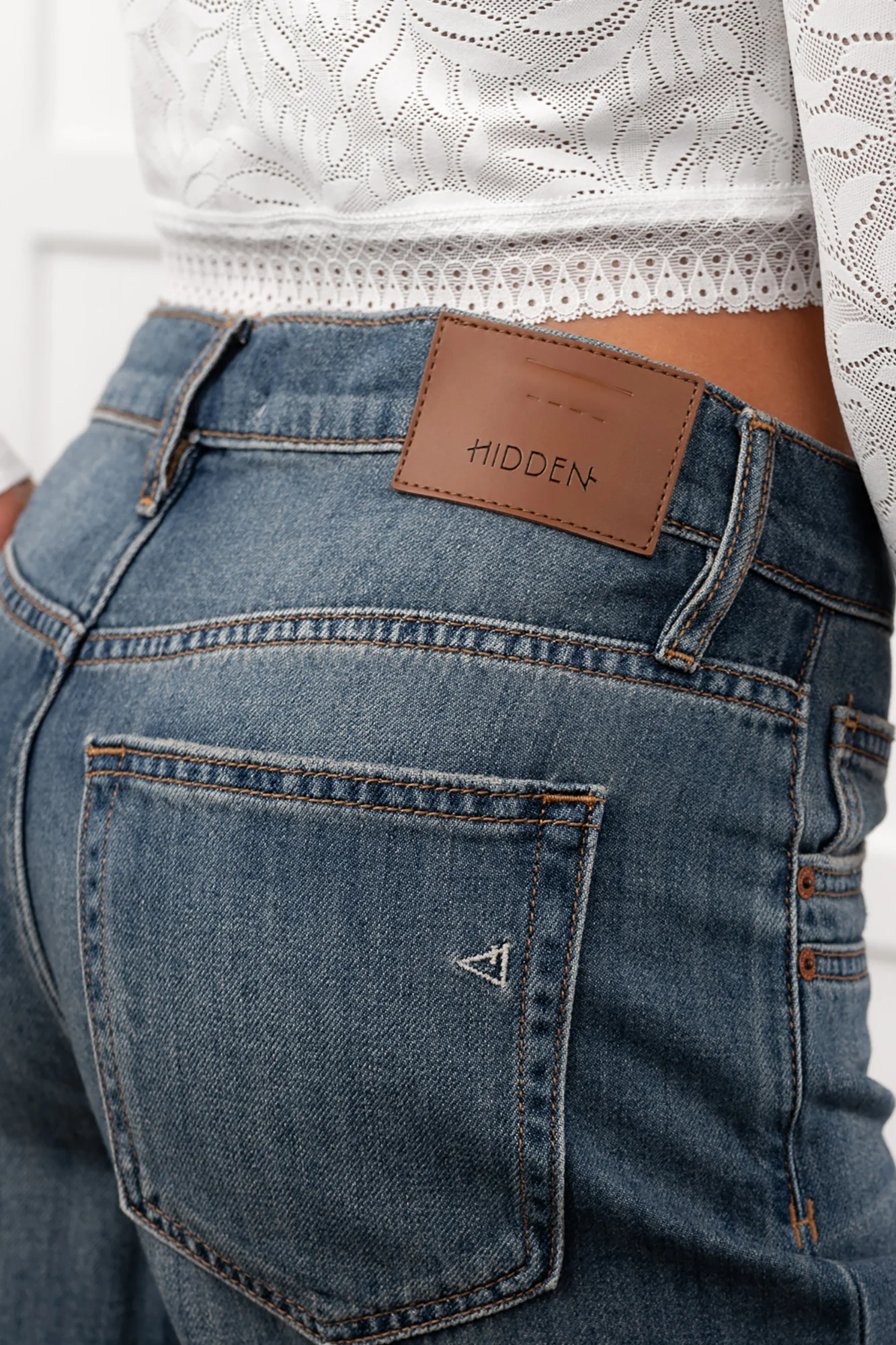 Elise Vintage Baggy Wide Leg Hidden Jeans (Medium) - Image 3