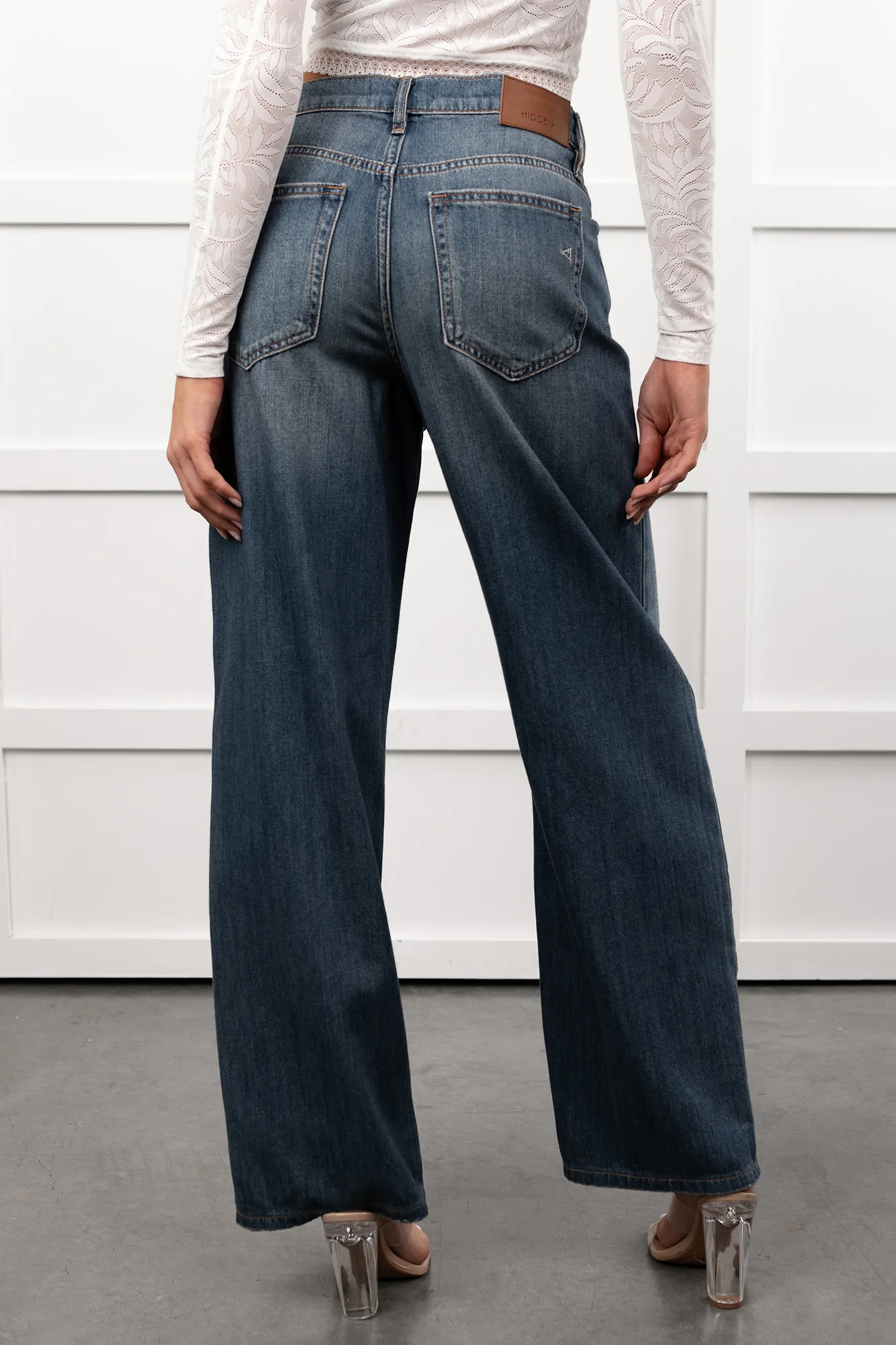 Elise Vintage Baggy Wide Leg Hidden Jeans (Medium) - Image 4