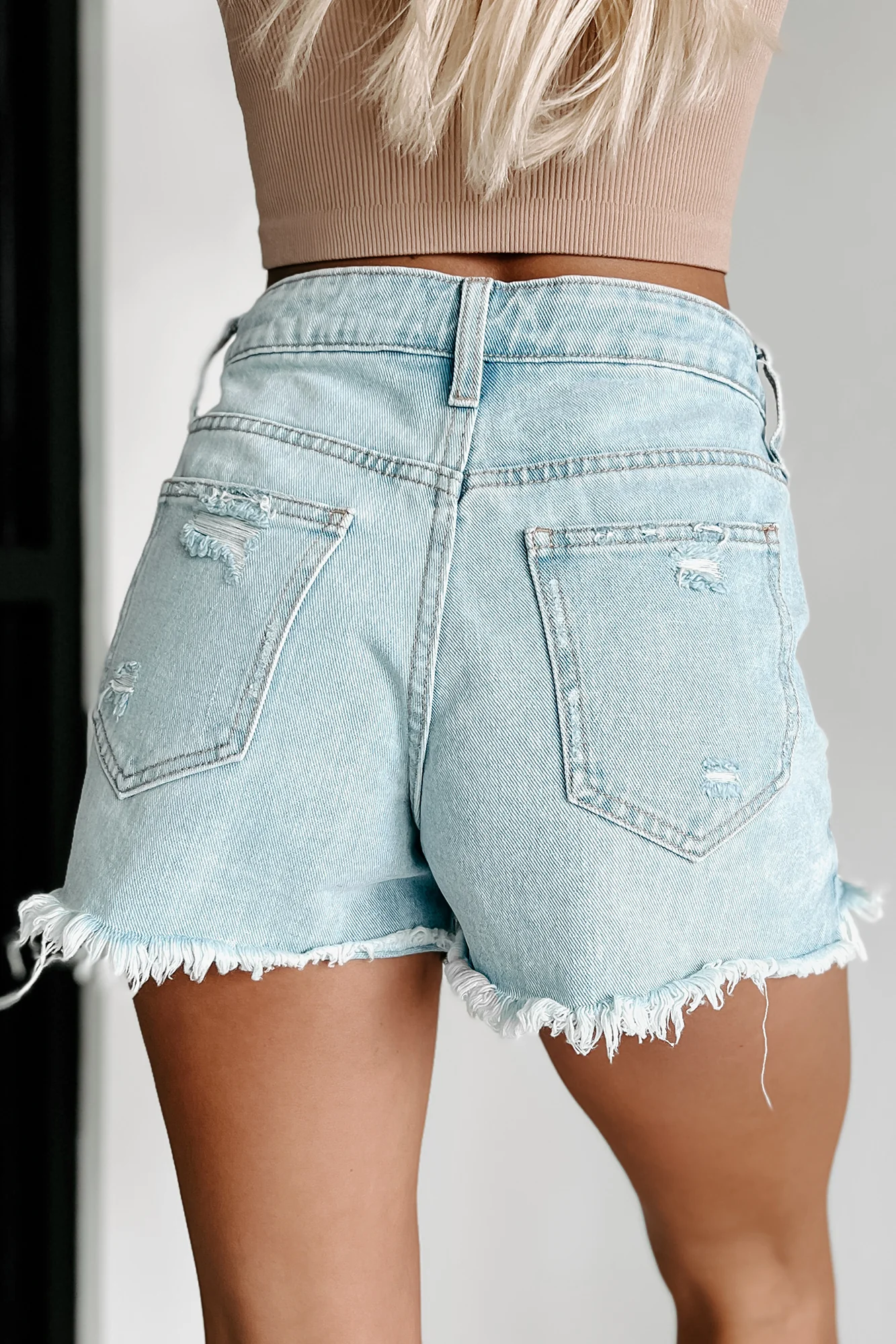 Jilly High Rise Distressed Hem Shorts (Light Denim) - Image 3