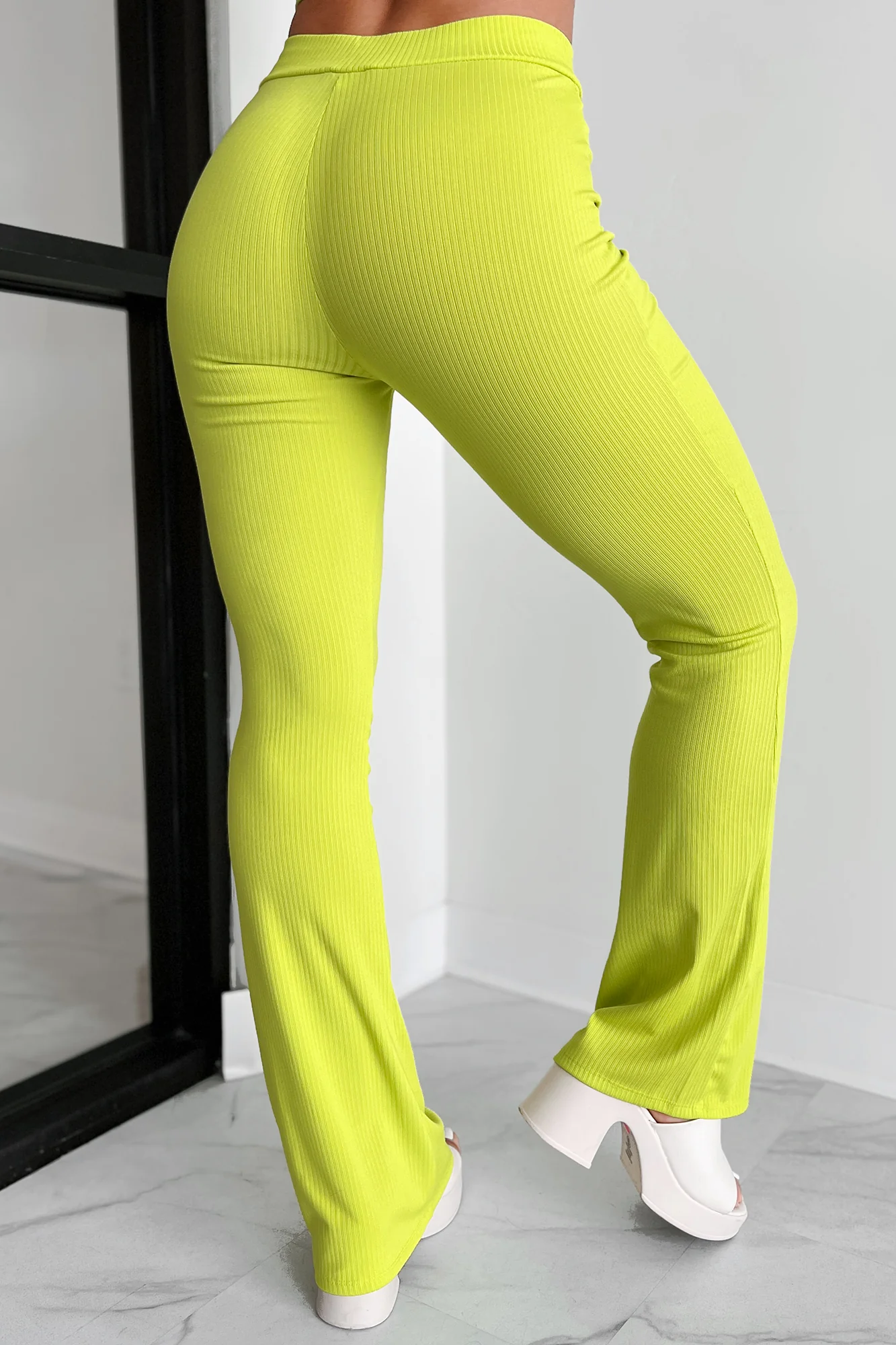 No Worries In Sight Ribbed Flare Leggings (Lime) - Image 4